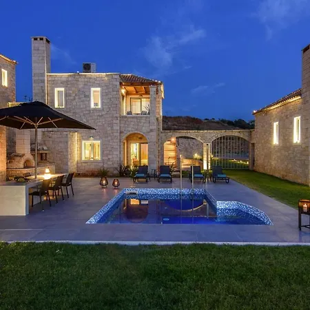 With Private Pool In *